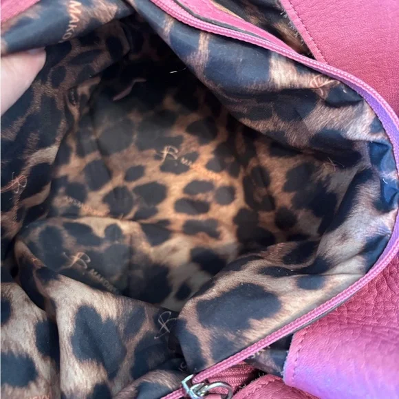 B. Makowsky Pink Leather Shoulder Bag - Picture 7 of 12